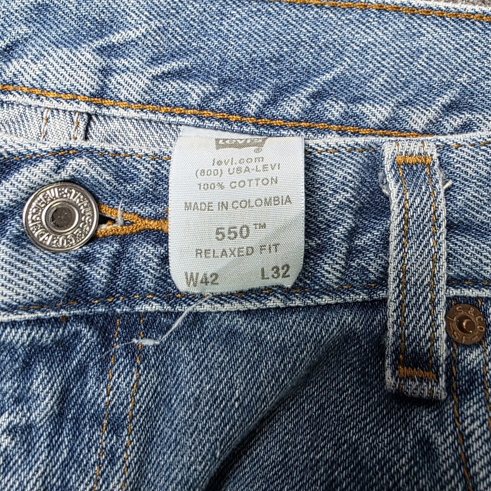 Vtg Y2K Levis 550 Jeans Mens 42x32 Light Wash Straight Leg Relaxed Fit Denim - Picture 6 of 14
